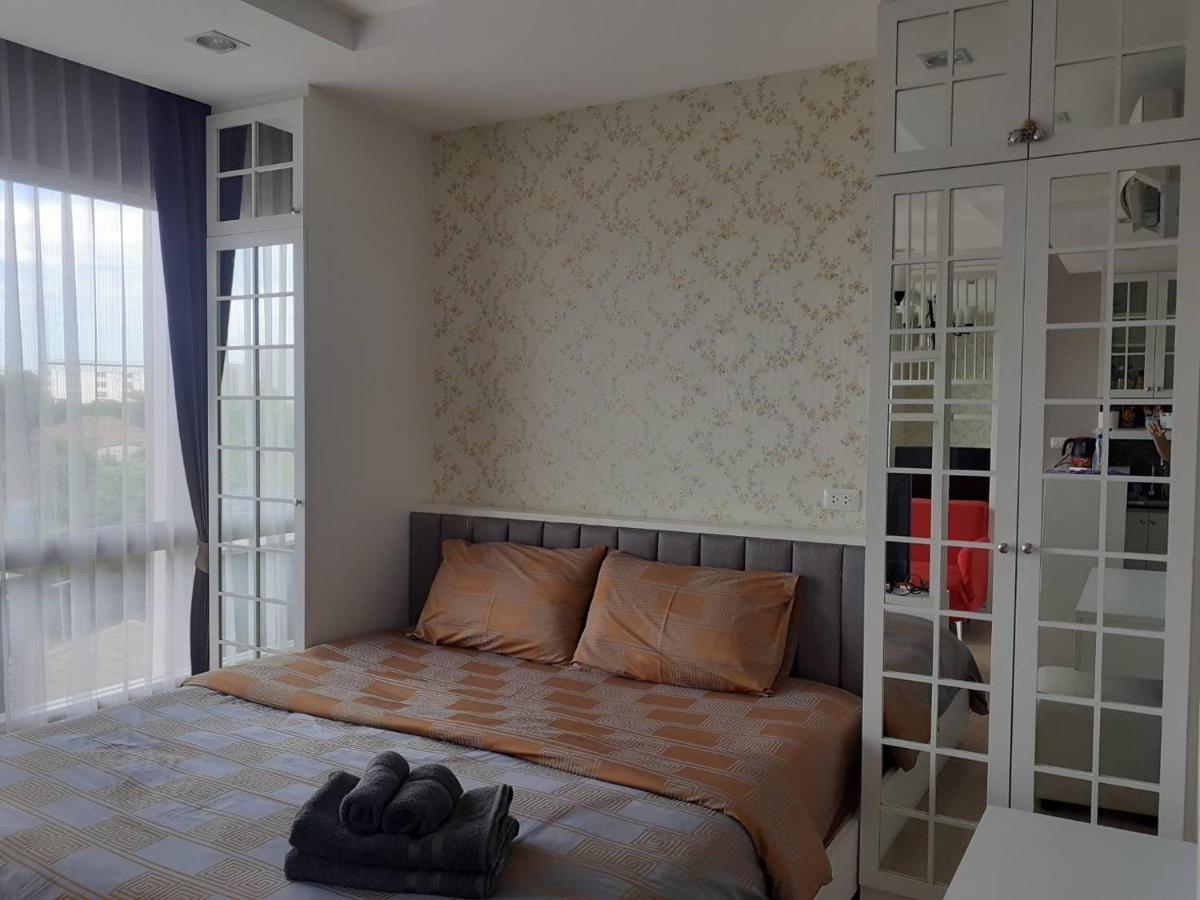 Cozy Near Beach 200M With Toproof Pool At Patio Bangsaen Екстер'єр фото